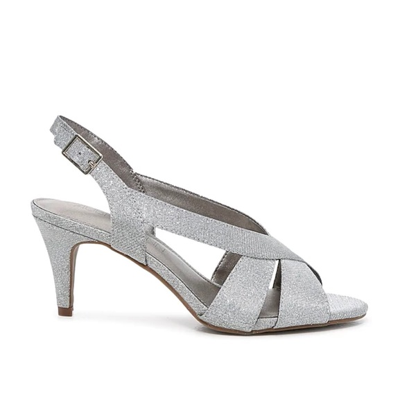 Aubrey Lynn CELICE SANDAL 7.5 Sling Back Sandals, Sparkly Silver - Picture 5 of 7
